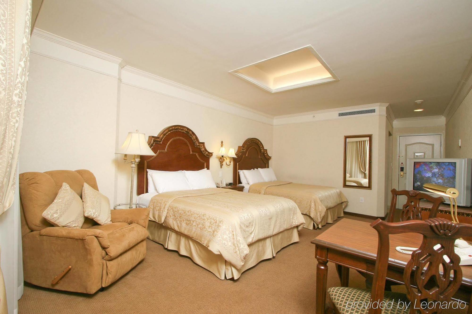 Safi Royal Luxury Valle San Pedro Garza Garcia Kamer foto A room at the hotel