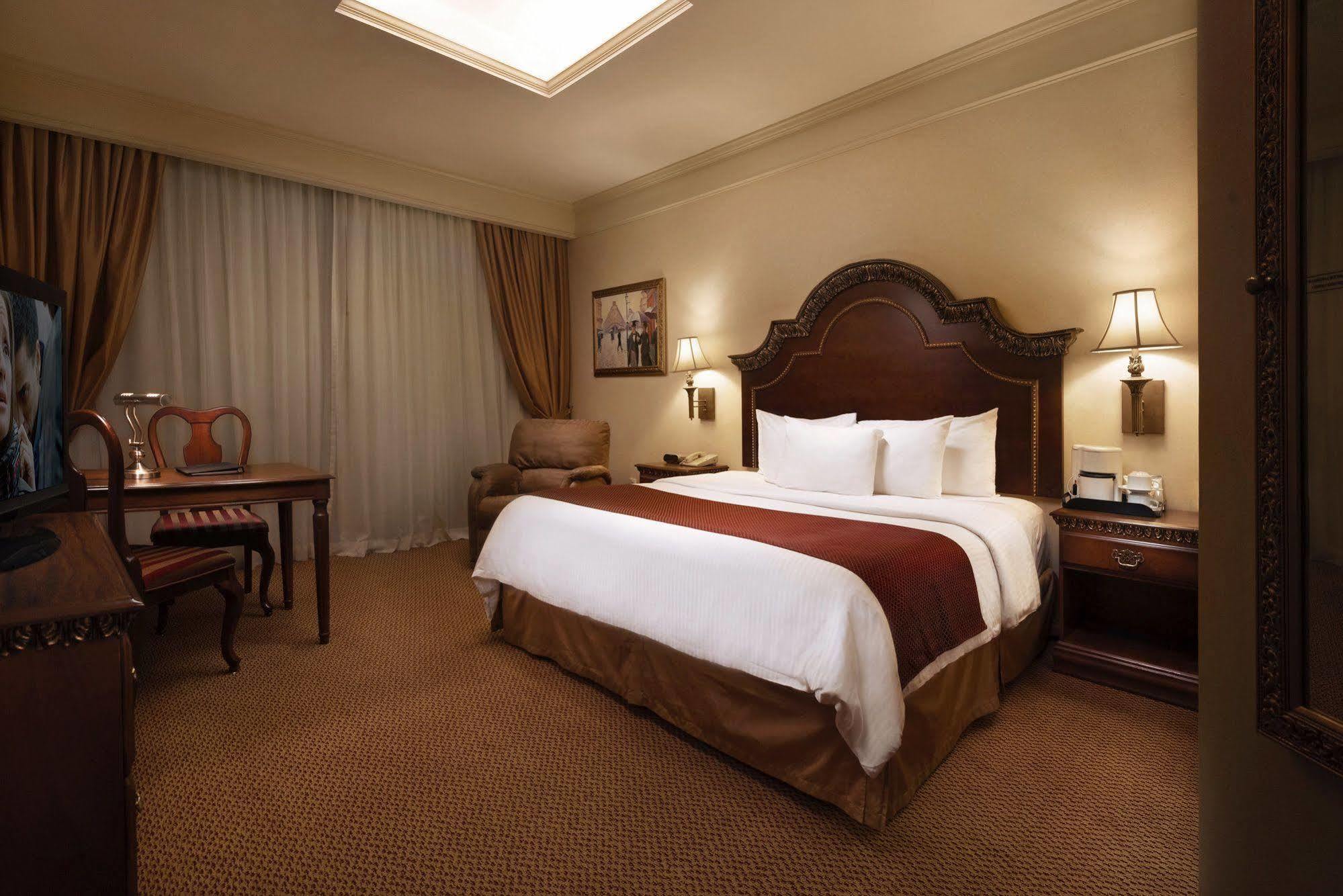 Safi Royal Luxury Valle San Pedro Garza Garcia Buitenkant foto Deluxe Room